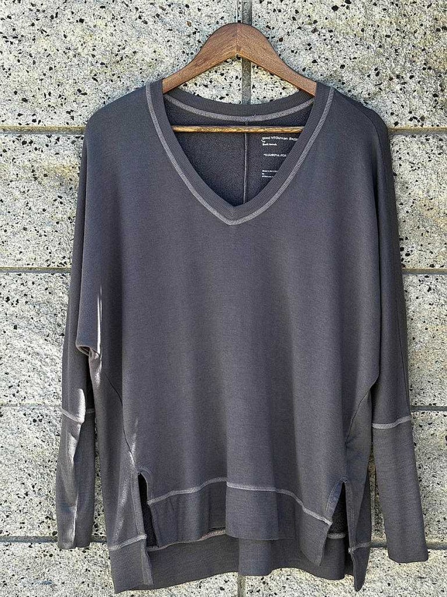 Basics good hYOUman | Relaxed V-Neck Sweater - The Carrie Perfect Charcoal