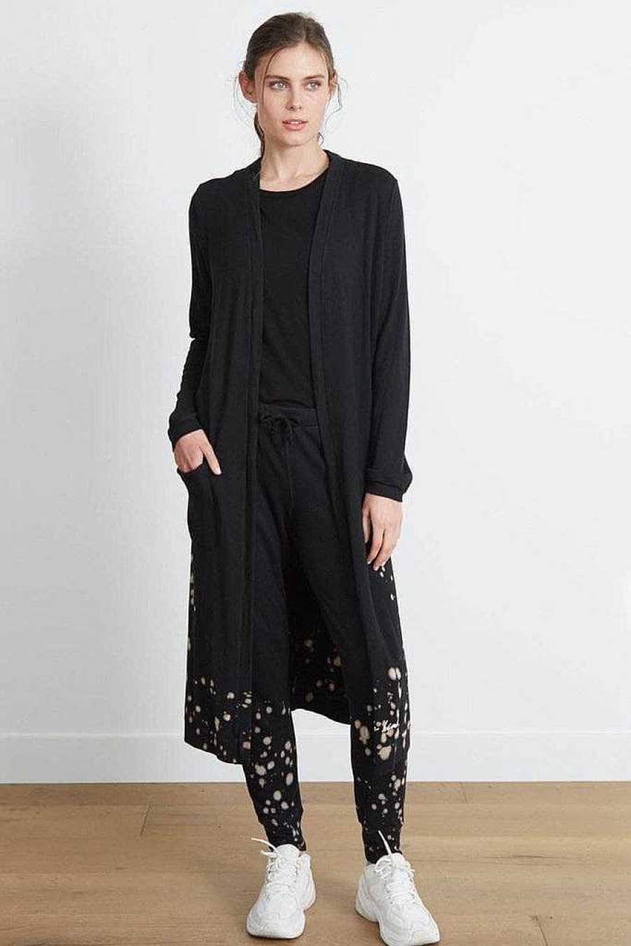 Featured good hYOUman | Be Kind - Splatter - The Emmy Cardigan Black Splatter