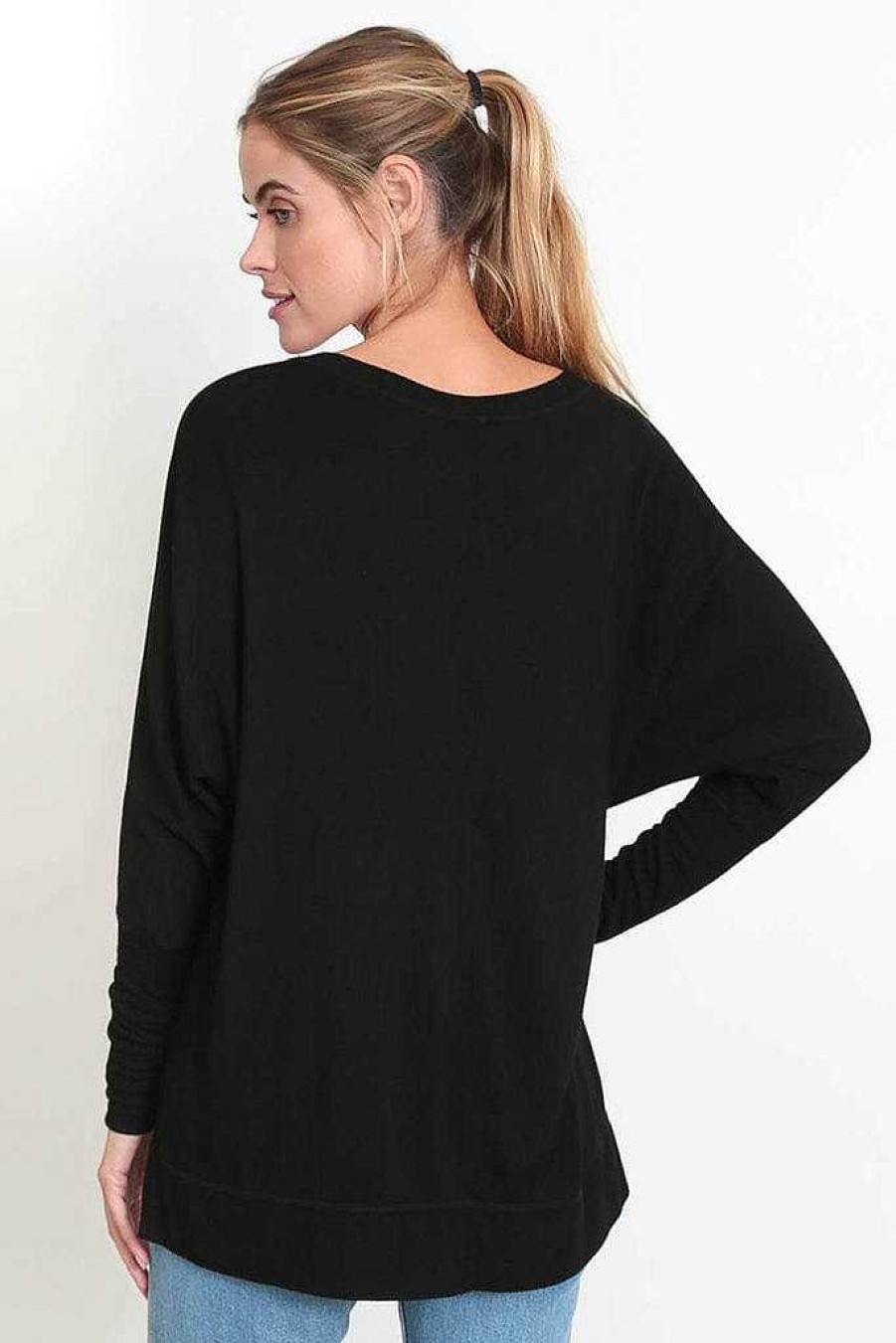 Basics good hYOUman | Relaxed V-Neck Sweater - The Carrie Black Sand