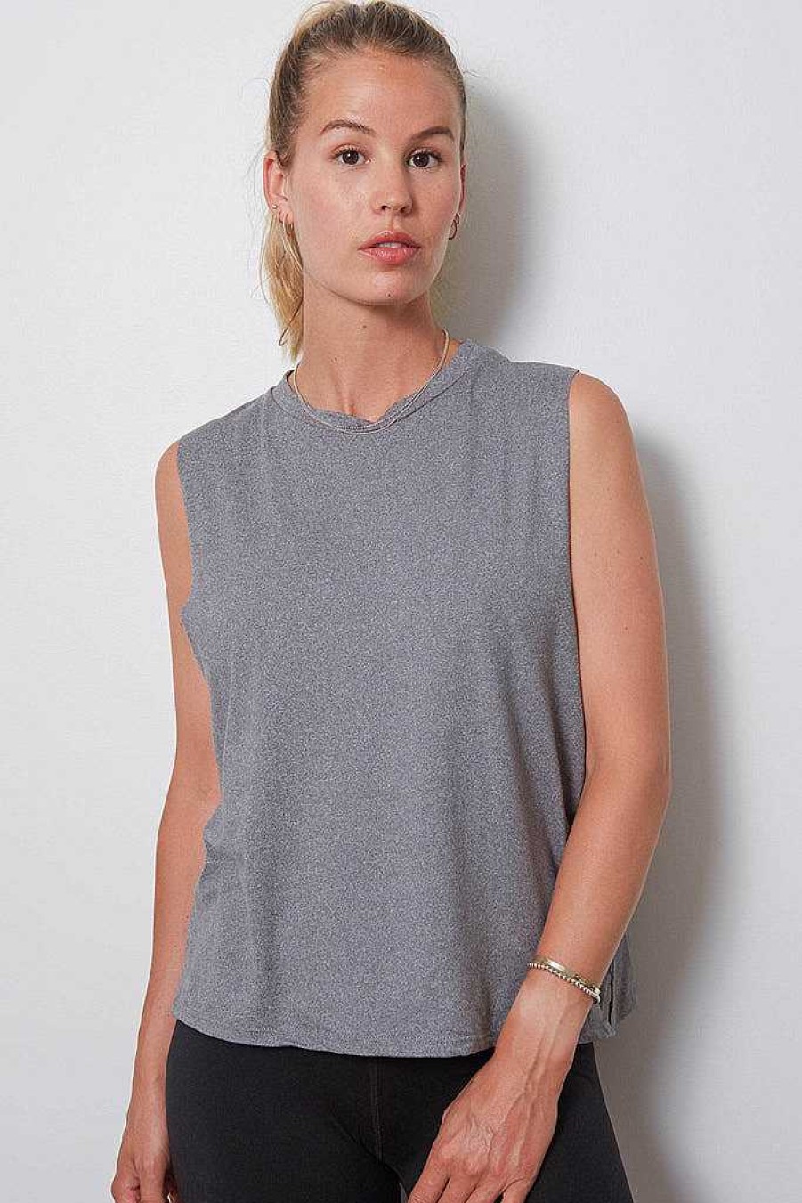 The Lili good hYOUman | The Lili Tank Heather Grey