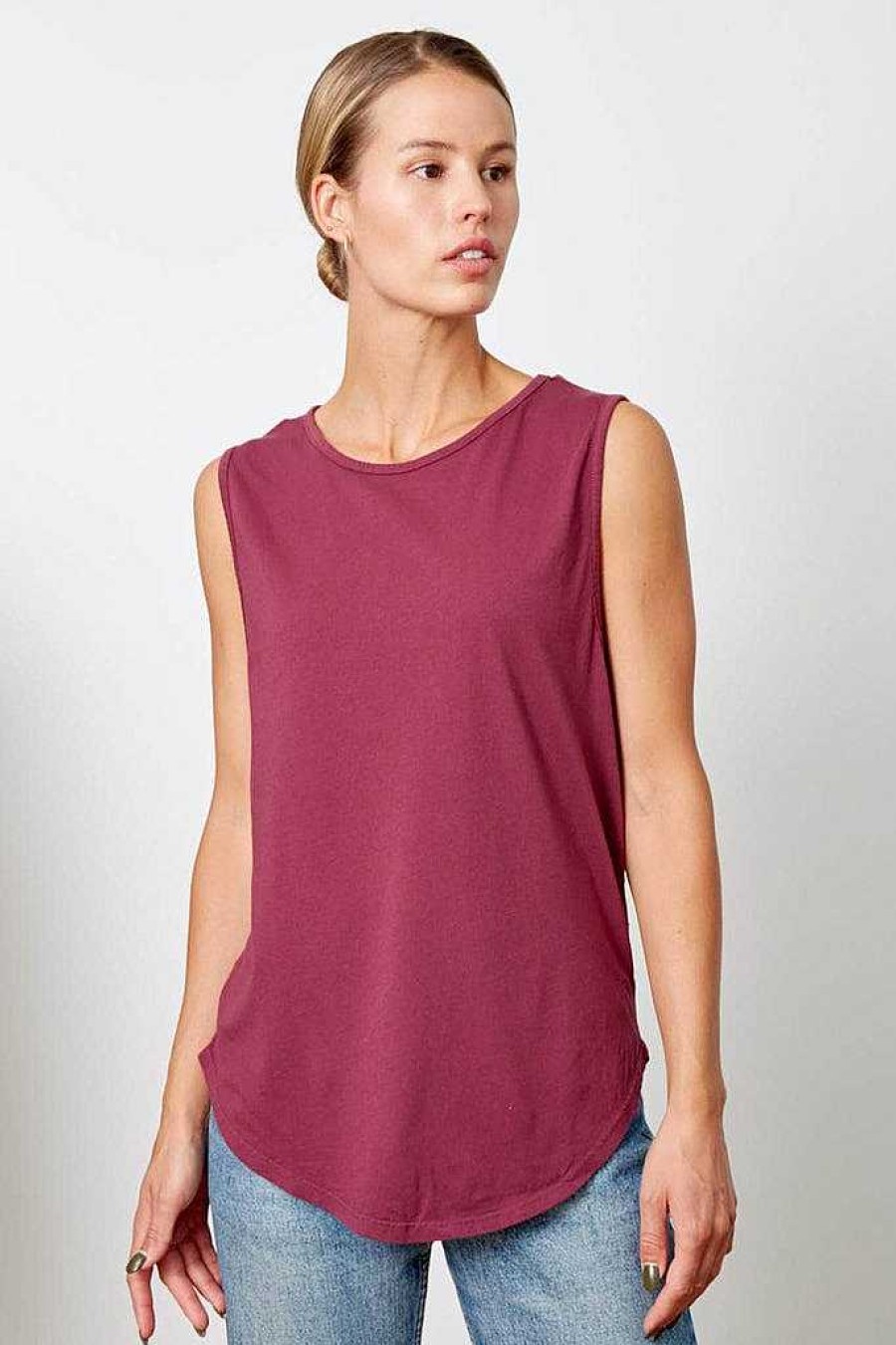 Basics good hYOUman | Scoop Neck Tank - The Sassy Beet