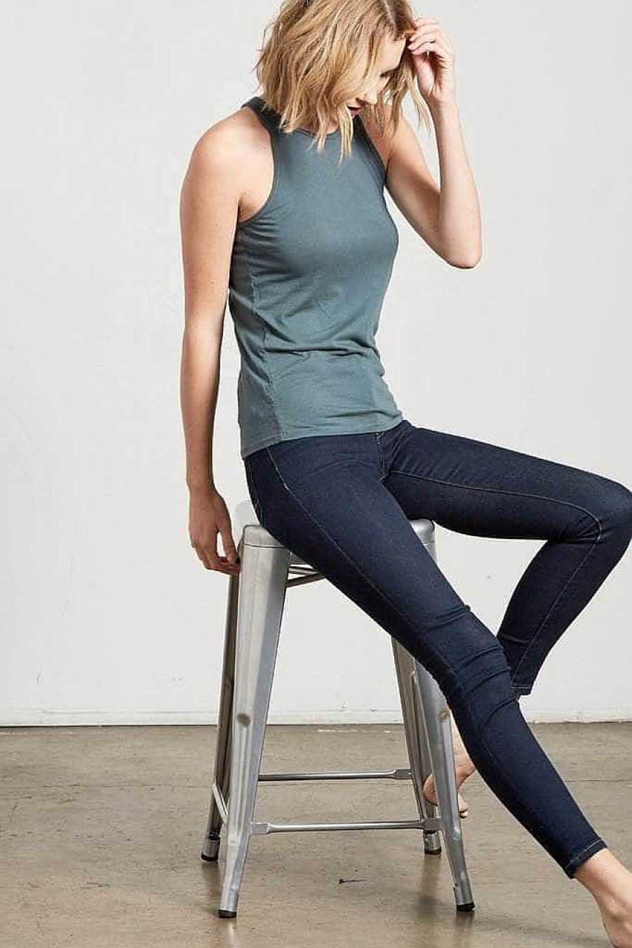 Basics good hYOUman | Hi-Neck Tank - The Shaina Agave